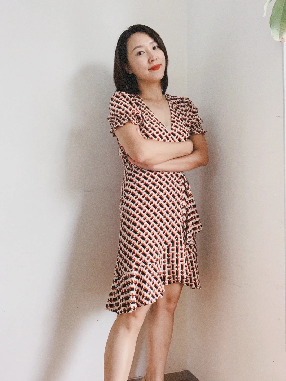 27君|印花裙的魅力,叠层袖口和裙摆不规则设计增加精致感!