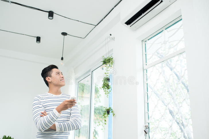 白芷养生|为什么有的人一吹空调就腿疼？医生：多做两事，或能改善