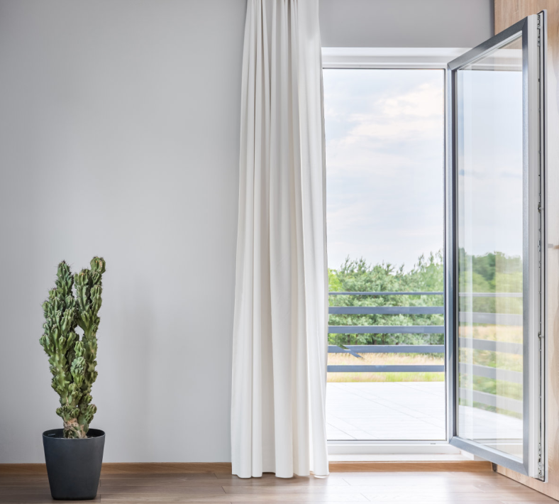 佛山门窗哥|怎么选择阳台门才安全可靠又经济适用，我来告诉你！