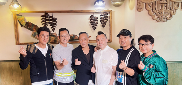 雷宇扬|曝著名港星现身内地耍大牌，与粉丝合影全程黑脸，大骂要拍赶紧拍