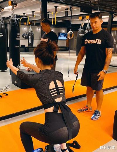 王心凌|王心凌整容失败的消息不断发酵，凌晨连续发文疑似回应