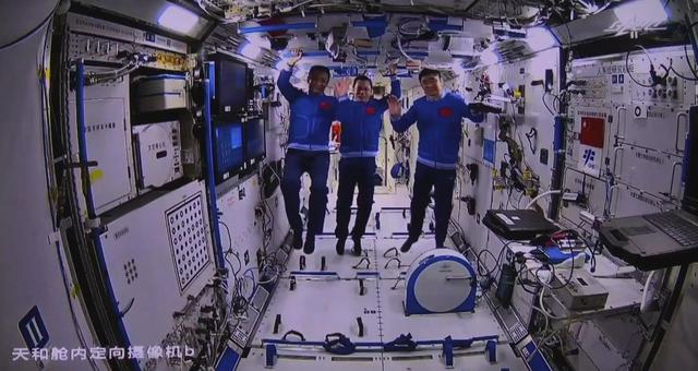 刘伯明 航天员刘伯明的一番话，让主持人直呼“诗人”