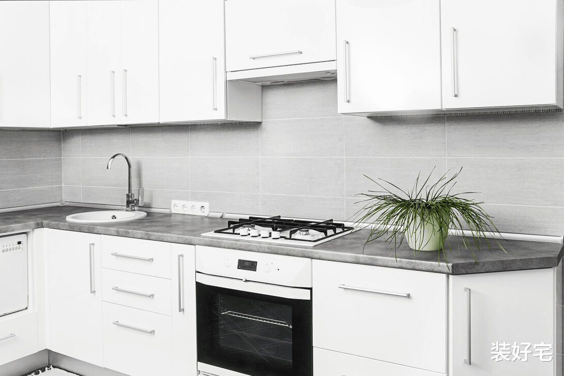 |聪明人都在厨房里添置了这些物品，越看越满意，看看你家有吗