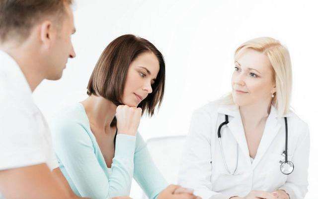 哑铃妈妈|夫妻备孕期间,这四种食物能不吃就不吃,因为有可能影响到怀孕