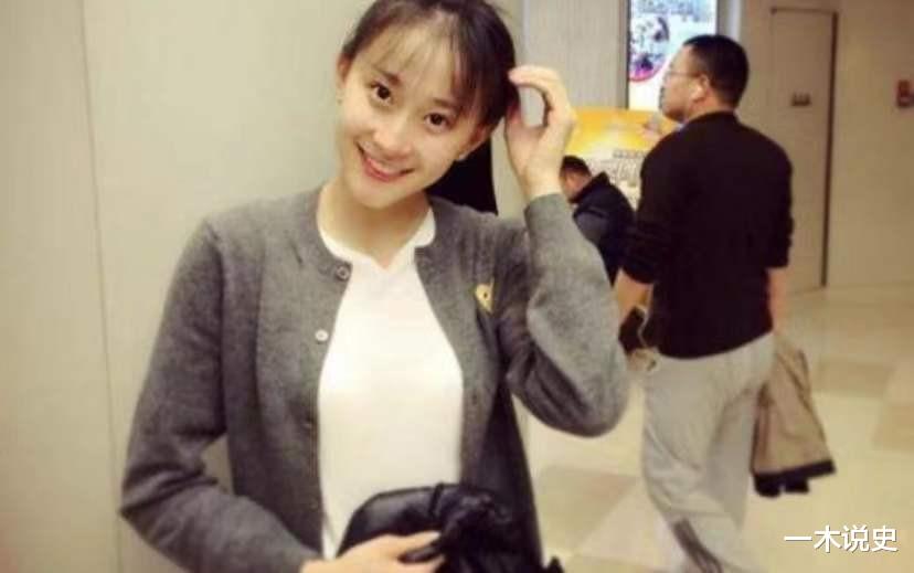 张豆豆|张豆豆的挺胸照爆红后，因发育太快被迫退役，为当教练拒入娱乐圈