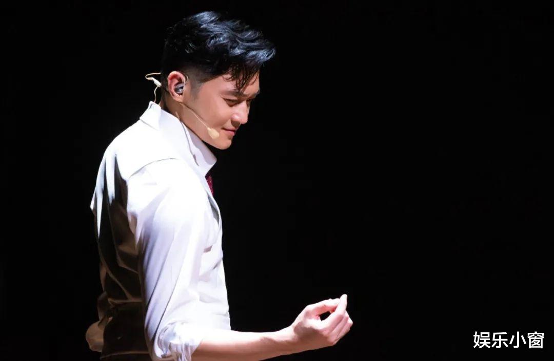 张智霖|张智霖凭借《披荆斩棘的哥哥》翻火了，TVB这部新剧更悬了！