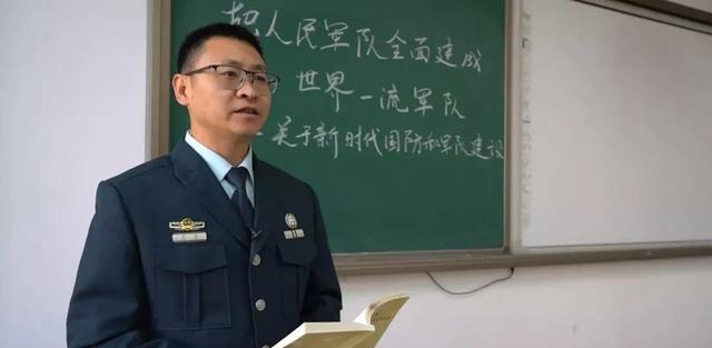 |2022年“军队文职”遭冷，许多岗位空缺，工资9千也没人愿意干！