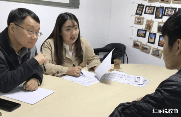 hr|“三无”本科毕业生不招，大公司HR面试标准曝出，再优秀也不考虑