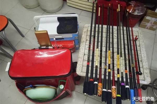 |钓鱼人之现状：跑得越来越远，装备越来越多，鱼获却越来越少！