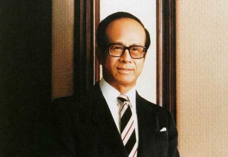 李嘉欣|1989年，李嘉诚带18岁港姐李嘉欣回家，3小时后，原配在家中过世