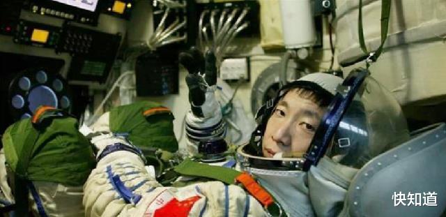 太空 杨利伟曾在太空听到神秘“敲门声”，多年以后，谜团终于被揭开