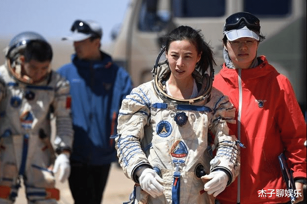 时隔8年后再登太空,41岁王亚平:这一次,我有一个浪漫任务