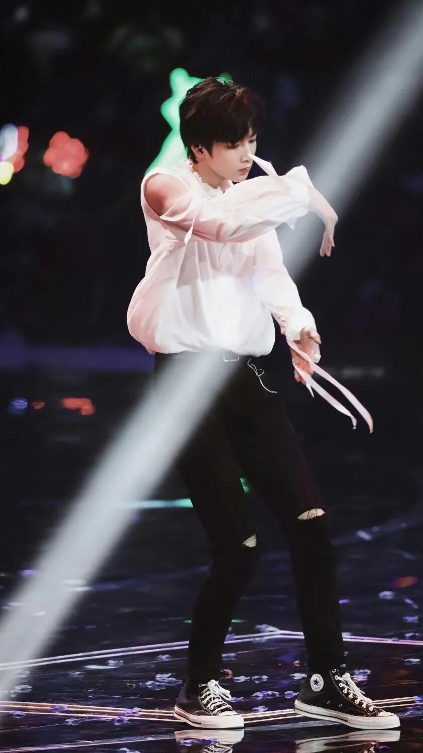 孙俪|刘耀文、丁程鑫、马嘉祺、张真源、严浩翔、贺峻霖头像壁纸：优秀的发圈文案