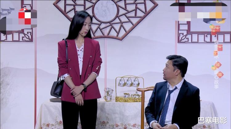 肖战|东方卫视春晚：两“顶流”做作开唱，朱一龙模样大变，肖战太尴尬