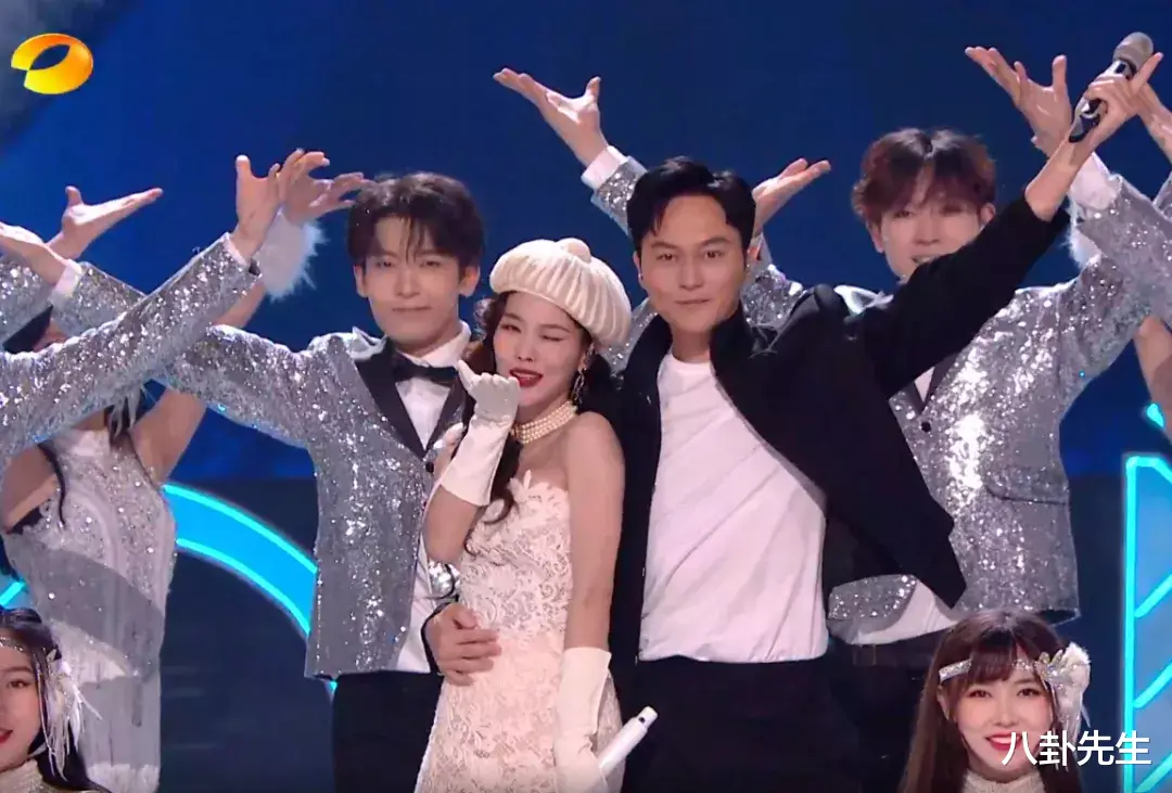 刘诗诗|芒果国庆晚会：何炅汪涵缺席，嘉宾全是“哥哥”和“姐姐”