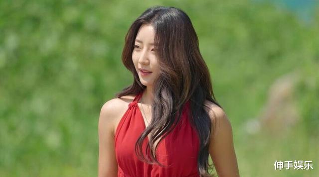 言冰云|《单身即地狱》画面超少安艺媛！天然呆+淘气感，狂撩车炫承讨喜