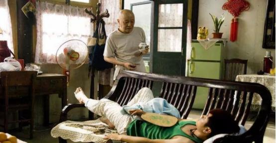 考研|90后群体现“新型啃老”,宁愿呆在家里考公,也不愿出门找工作