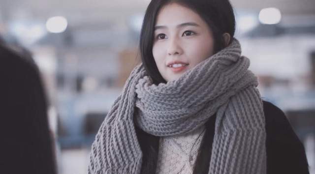 白梦妍|出道部部皆女主，有颜值有演技，不靠绯闻靠实力，网友：潜力小花