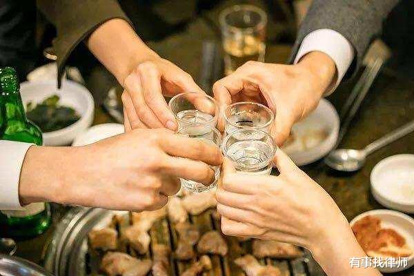 有事找律师 两少年酒后杀害同伴并纵火焚尸?