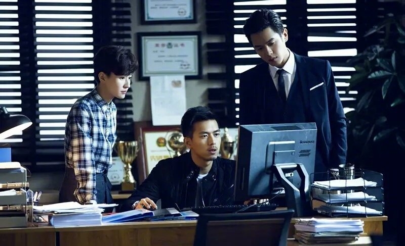 张若昀|法医秦明三主演，张若昀李现都火了，唯独她没火，可惜