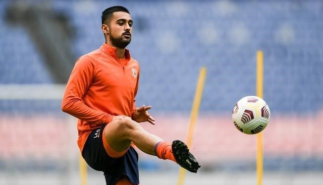 憨爸爸育儿|泰山队撤下巴西前锋,补报巴西中卫,费莱尼和德尔加多客串前锋