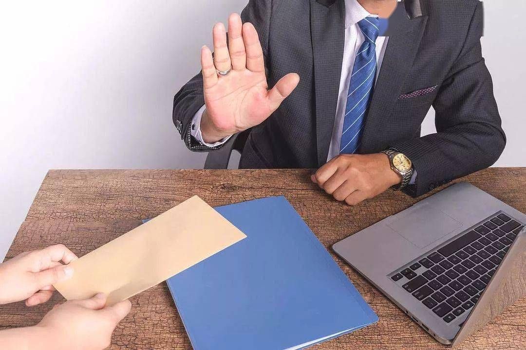 苹果|苹果允许员工讨论工资，为什么企业禁止谈论薪资，从这4点说起