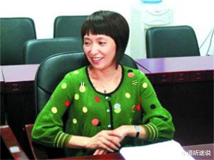 翟志刚爱人张淑静,相貌不输王亚平,爽朗爱笑,曾想过和丈夫离婚