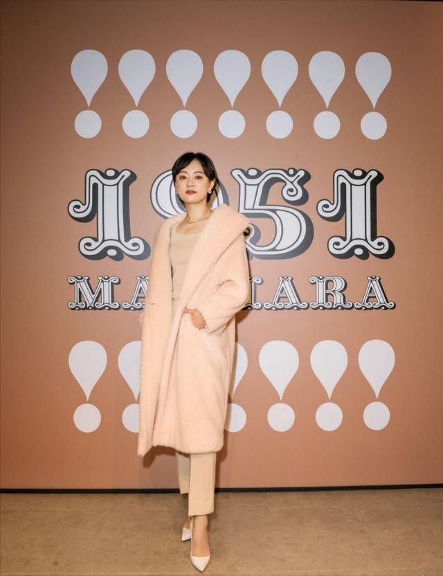 孙俪|孙俪要温度不要风度，穿3万大衣配皱巴巴的秋衣打底，全靠气质撑