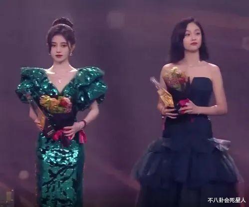 鞠婧祎|矮个女星红毯成“灾难”！五五分、踩恨天高，鞠婧祎全身照看傻眼