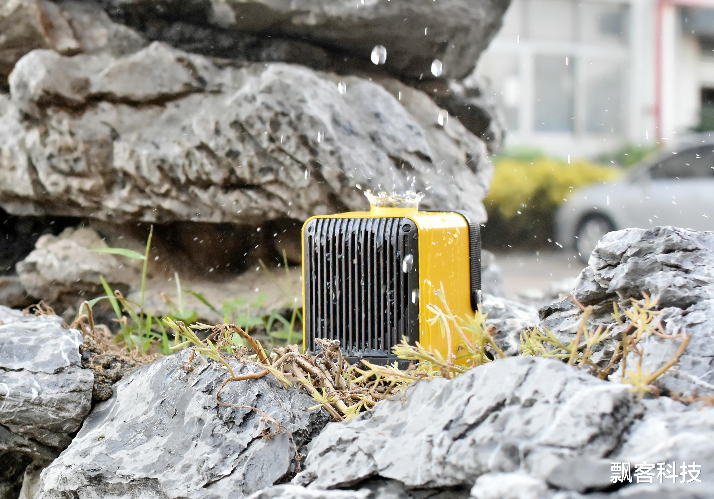 藍牙音箱|小而美釋放更多能量，顏值在線還能K歌的便攜式藍牙音箱，艾特銘客M9體驗