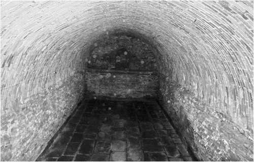 风云视角|民间故事：知县夜宿小山村，意外发现无脸尸体，牵出一桩惨案