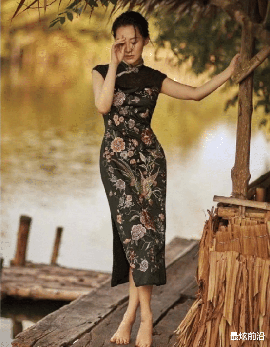 张歆艺|女神许晴也失手了?民国风造型穿出土气感,“齐刘海”一言难尽