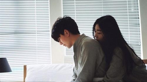 文说情感|出差一个月回来,妻子房间的垃圾桶,我发现了三只用过的避孕套