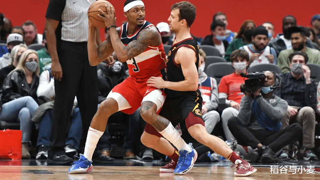 斯蒂芬·库里|首次带队惨遭完爆，欧洲赛场的一线控卫是真打不了NBA？