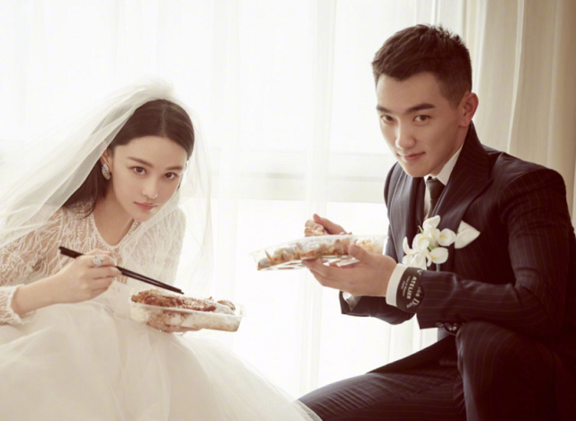 你好|张馨予早起给何捷发信息，镜头无意间拍到备注，难怪能成为军嫂！