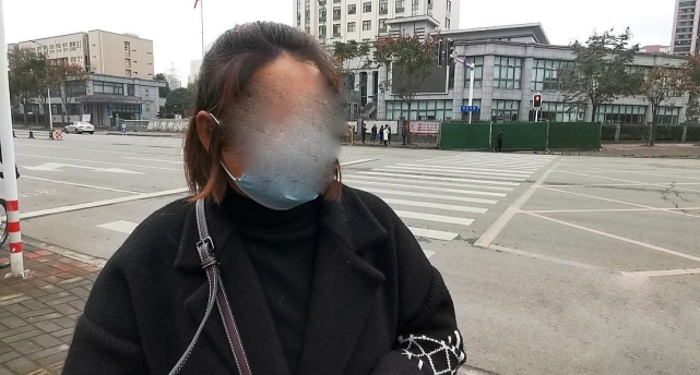 热点微评社 仅判10年半！后妈“虐待”3岁女童致死，生母：接受判决！