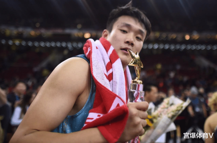 丁彦雨航|丁彦雨航正式复出！参加对抗训练 还能否证明自己