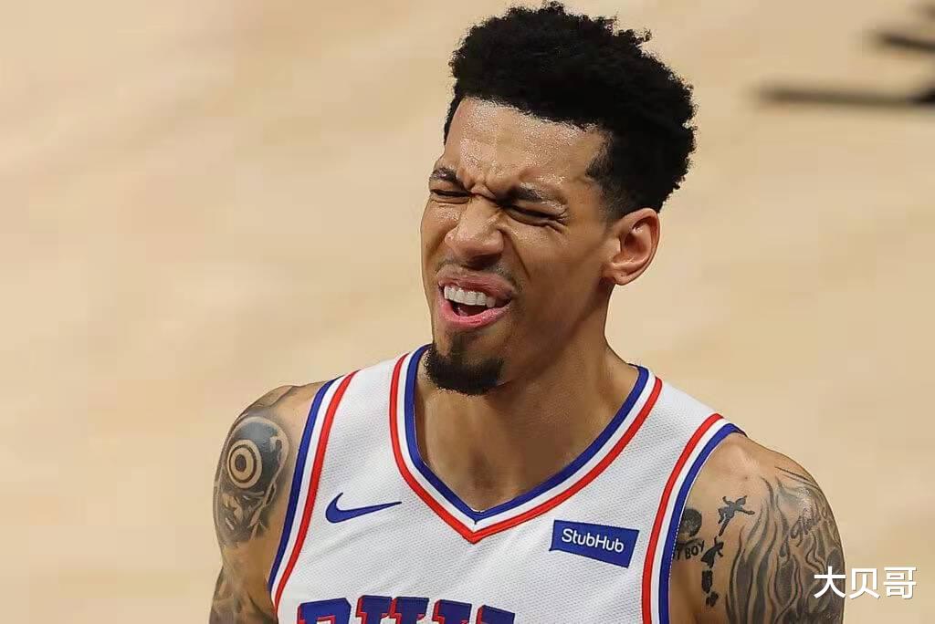 丹尼·格林|76人勝魔術(shù)！班巴隔扣大帝，丹尼格林獻(xiàn)奇葩數(shù)據(jù)，塞斯庫里萌神化