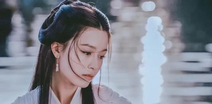 黄围猎人|王语嫣扮演者：李若彤，刘亦菲，张檬，文咏珊，谁经典