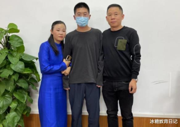 孙父驱车接孙卓回深圳,入学问题已有眉目,被爆养父母已翻脸