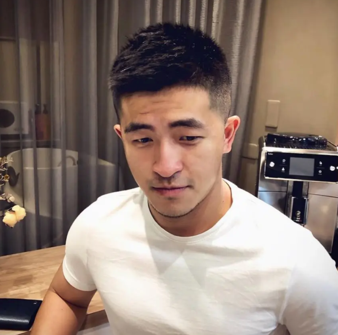 发型|这才是20~35岁直男该有的发型