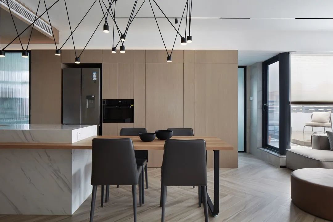 户型改造丨137㎡三室顶层简约风改造案例