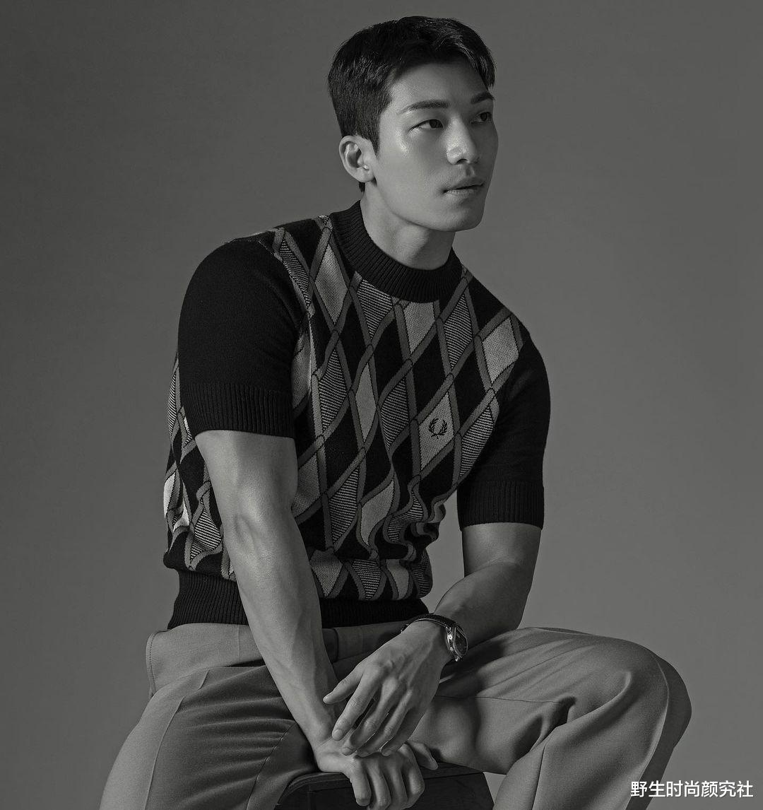 野生时尚颜究社 比这部剧更“刺激”的,难道不是大叔们的颜值?