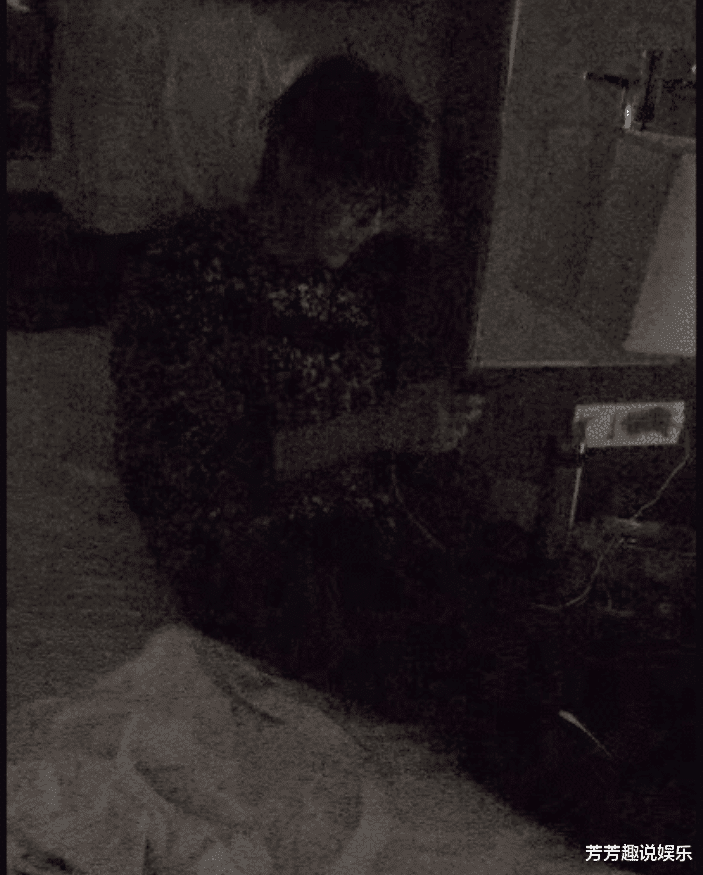 许嵩|许嵩翻车了？女网友爆出大瓜，和女粉丝做运动后，翻脸不认人？