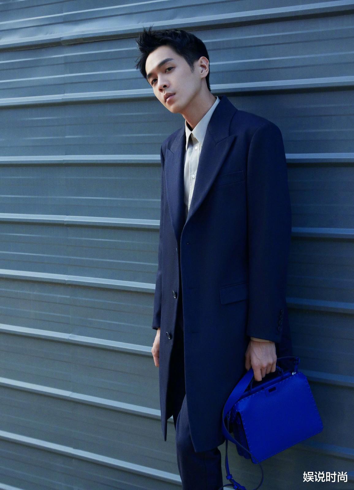 娱说时尚 张若昀晒时尚造型，网友的评价来了，你好帅呀！