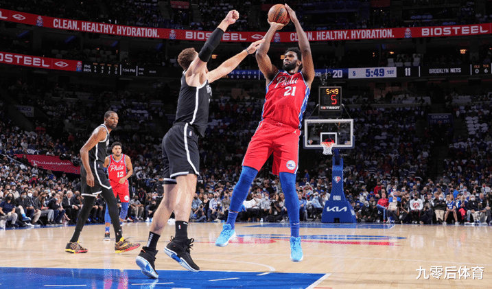 籃網隊|籃網被76人壓制47分鐘，最后一分鐘反超贏球，阿杜三雙、阿德23分