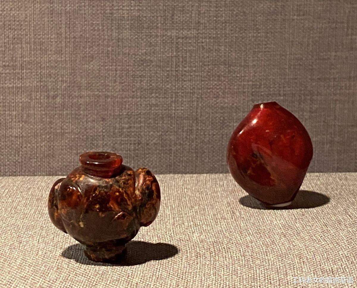 鼻烟壶|辽博鼻烟壶展:奇形怪状的