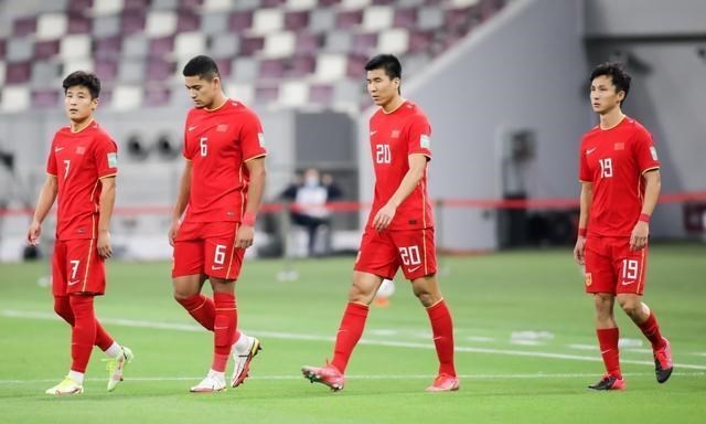 嘟小薯 国足敲定热身赛！前山东鲁能外援破进球荒！上海申花旧将10场9球