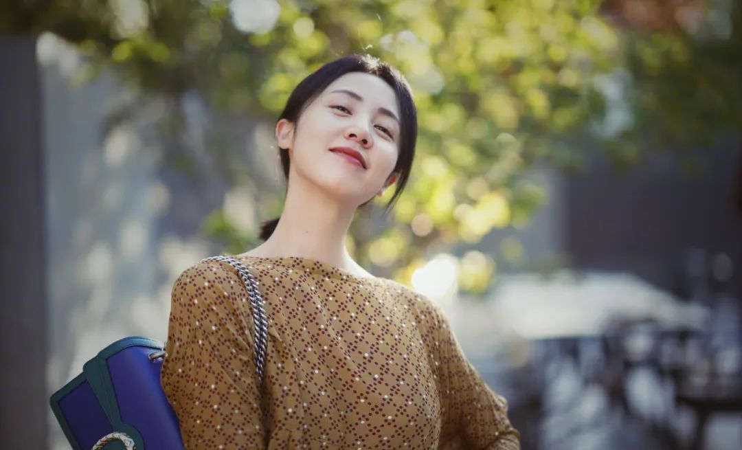 孙莉|女神为爱退圈12年，突然复出惹全网争议：恩爱终究是演不下去了？