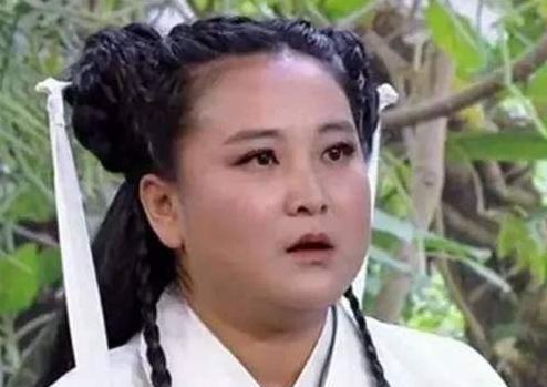 贾玲|美术生的“贾玲素描像”火了，网友劝学生换专业，但愿本尊没看到